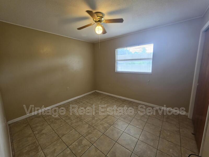 1028 Wildwood W property image