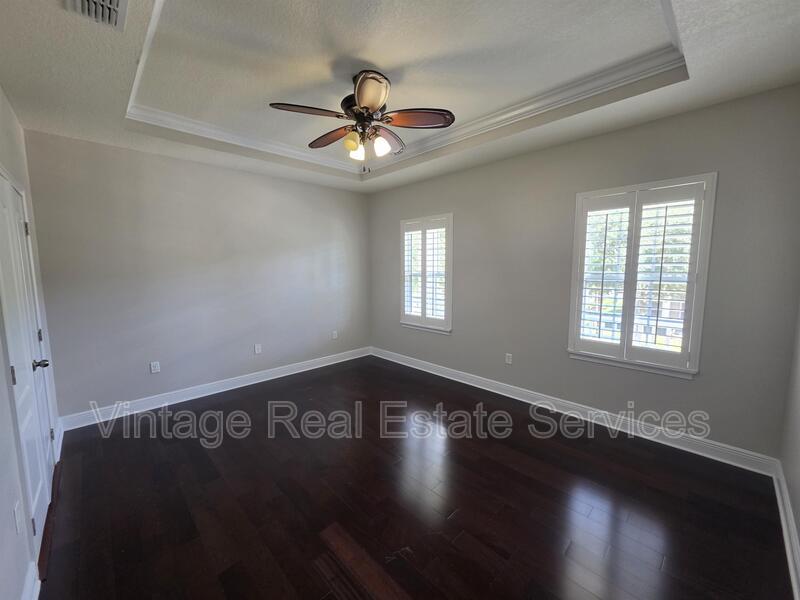 7920 Hampton Lake Drive property image