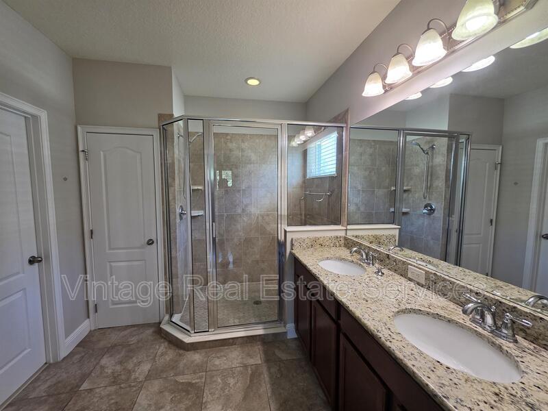 7920 Hampton Lake Drive property image