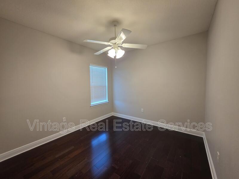 7920 Hampton Lake Drive property image