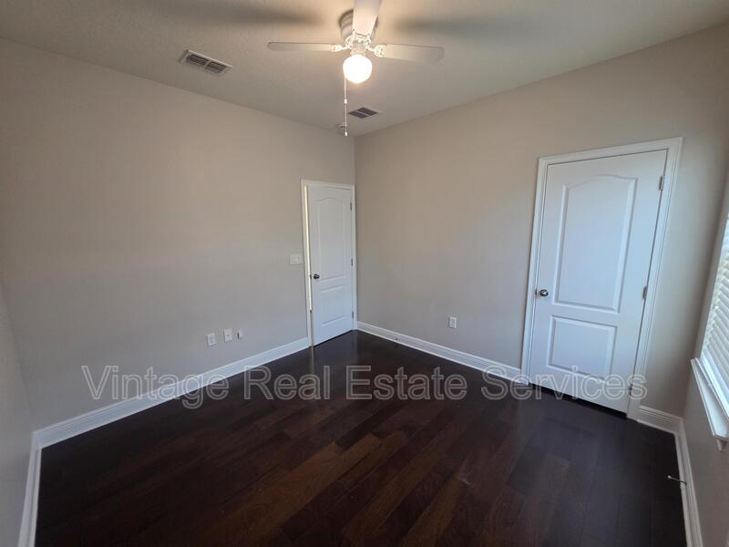 7920 Hampton Lake Drive property image