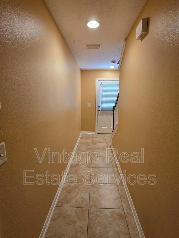 2425 Middleton Grove Dr property image