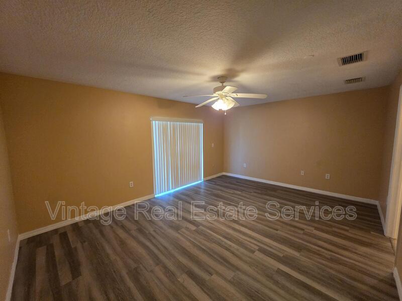 2425 Middleton Grove Dr property image