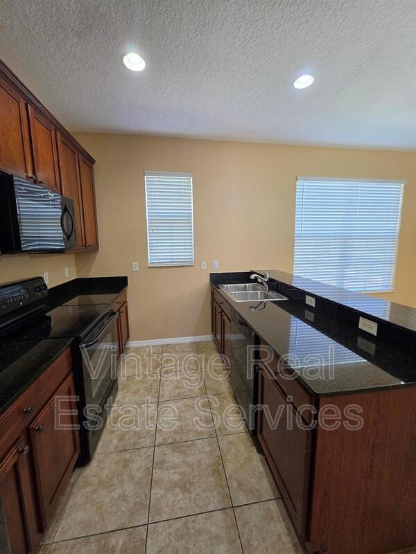 2425 Middleton Grove Dr property image
