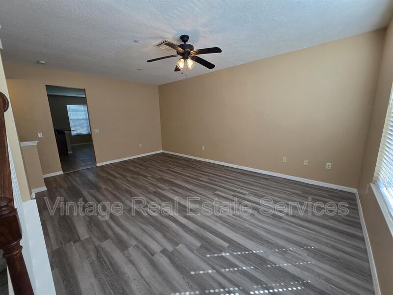 2425 Middleton Grove Dr property image