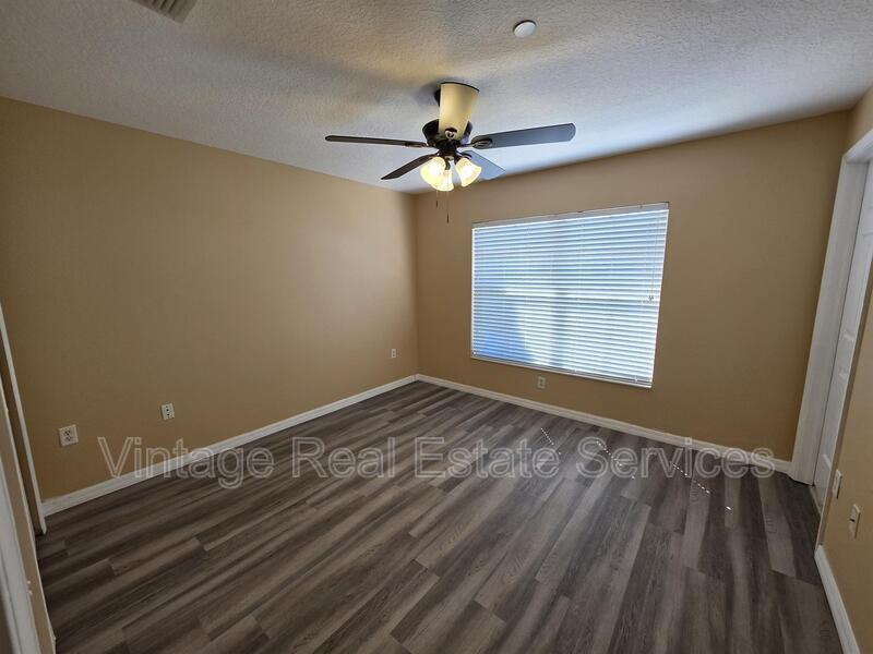 2425 Middleton Grove Dr property image