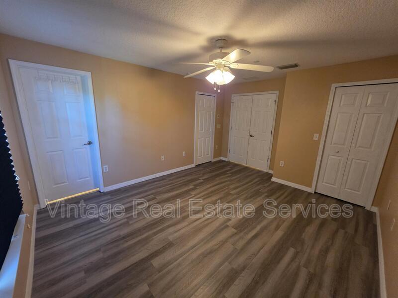 2425 Middleton Grove Dr property image