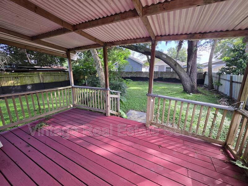 1512 W Comanche Ave property image